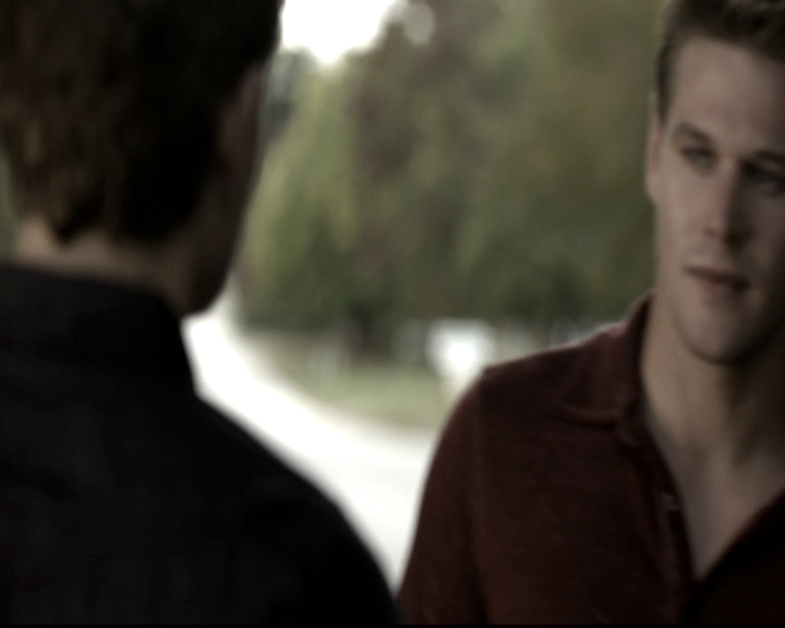 VampireDiariesWorld-dot-nl_6x09IAlone2029.jpg