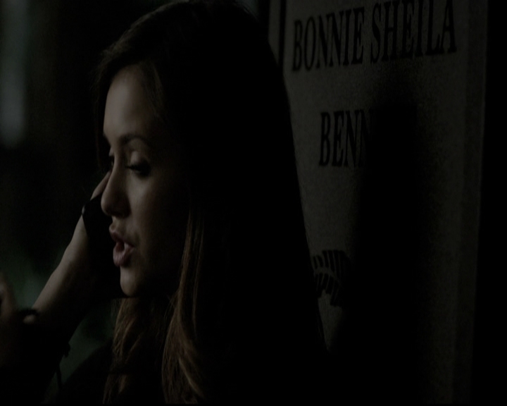 VampireDiariesWorld-dot-nl_6x09IAlone2058.jpg