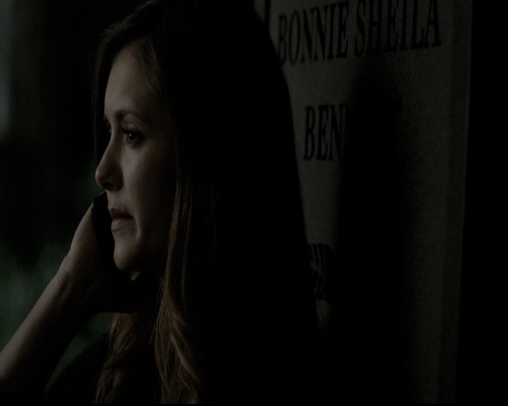 VampireDiariesWorld-dot-nl_6x09IAlone2068.jpg