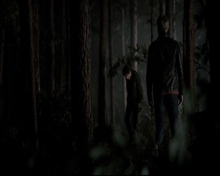 VampireDiariesWorld-dot-nl_6x09IAlone2099.jpg