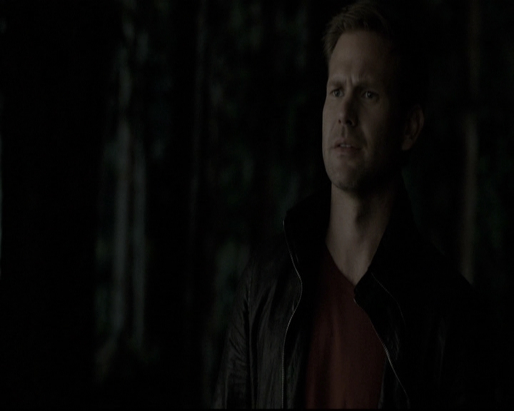 VampireDiariesWorld-dot-nl_6x09IAlone2104.jpg