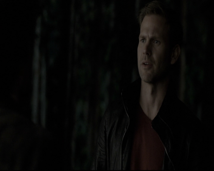 VampireDiariesWorld-dot-nl_6x09IAlone2105.jpg