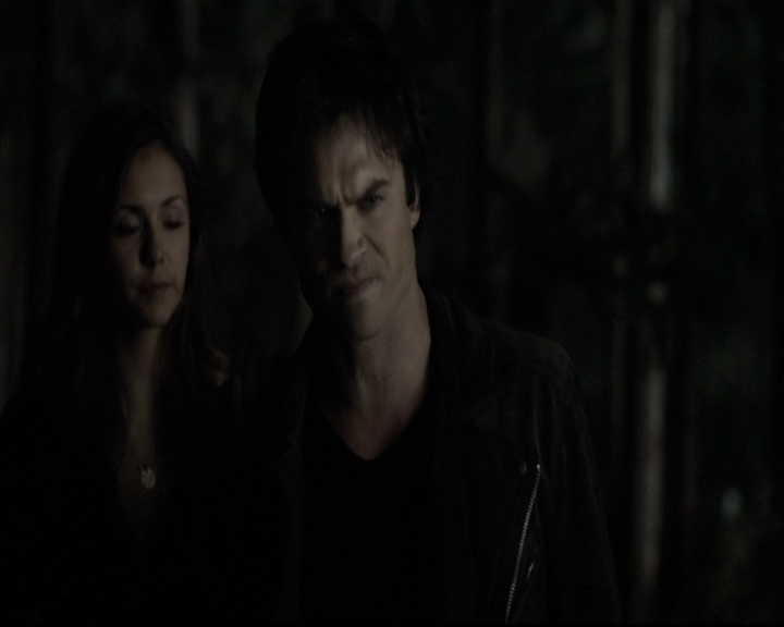 VampireDiariesWorld-dot-nl_6x09IAlone2143.jpg