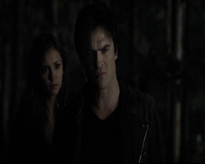 VampireDiariesWorld-dot-nl_6x09IAlone2144.jpg