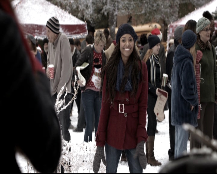 VampireDiariesWorld-dot-nl_6x10ChristmasThroughYourEyes0079.jpg