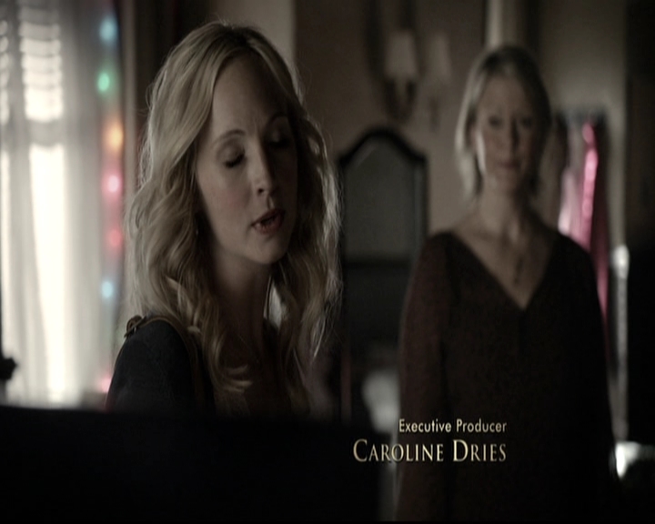 VampireDiariesWorld-dot-nl_6x10ChristmasThroughYourEyes0168.jpg