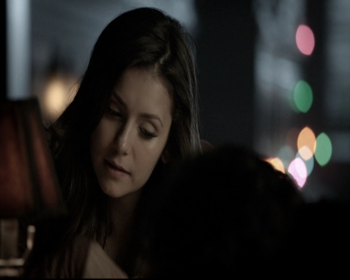 VampireDiariesWorld-dot-nl_6x10ChristmasThroughYourEyes0186.jpg