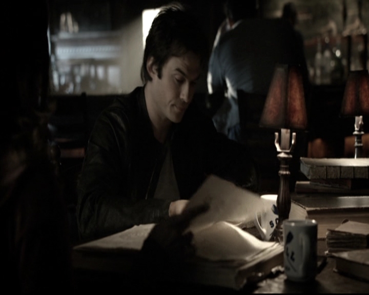 VampireDiariesWorld-dot-nl_6x10ChristmasThroughYourEyes0209.jpg