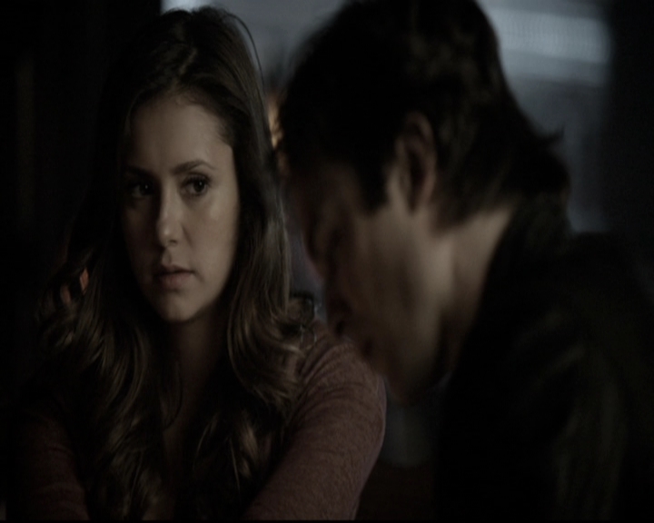 VampireDiariesWorld-dot-nl_6x10ChristmasThroughYourEyes0214.jpg