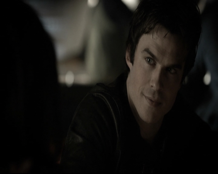 VampireDiariesWorld-dot-nl_6x10ChristmasThroughYourEyes0234.jpg