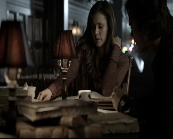 VampireDiariesWorld-dot-nl_6x10ChristmasThroughYourEyes0238.jpg