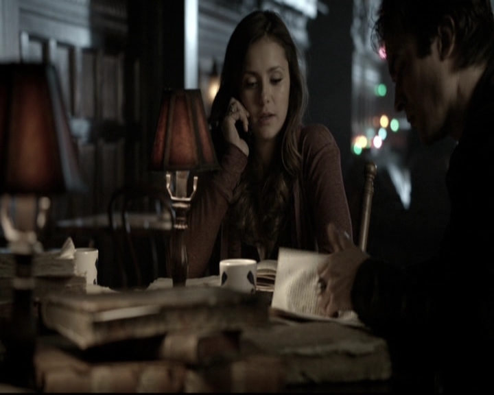 VampireDiariesWorld-dot-nl_6x10ChristmasThroughYourEyes0241.jpg