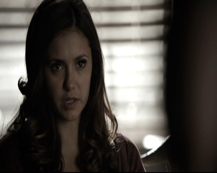 VampireDiariesWorld-dot-nl_6x10ChristmasThroughYourEyes0421.jpg