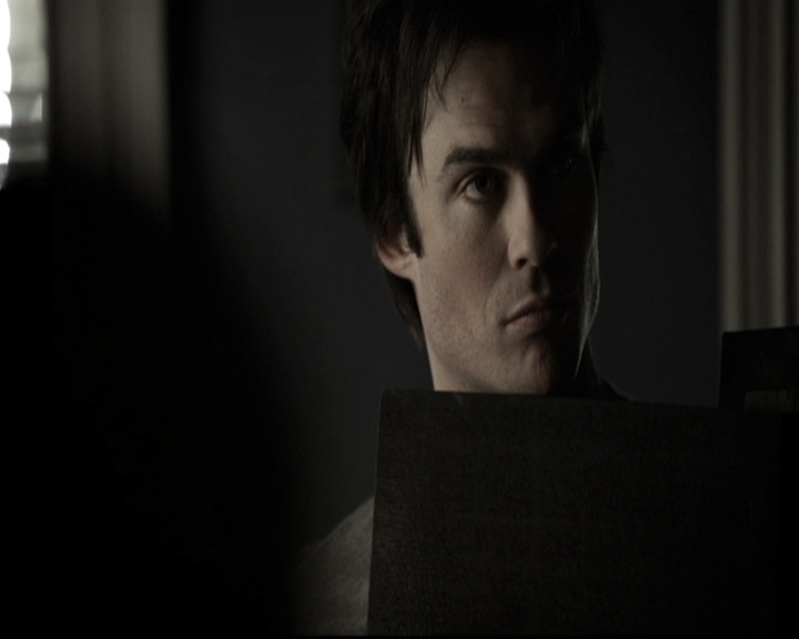 VampireDiariesWorld-dot-nl_6x10ChristmasThroughYourEyes0439.jpg