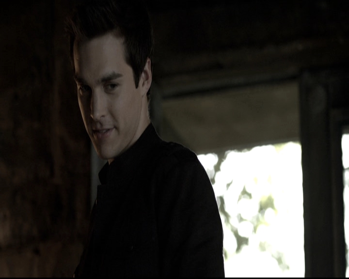 VampireDiariesWorld-dot-nl_6x10ChristmasThroughYourEyes1243.jpg