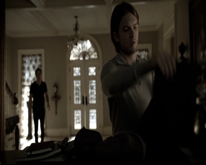 VampireDiariesWorld-dot-nl_6x10ChristmasThroughYourEyes1318.jpg