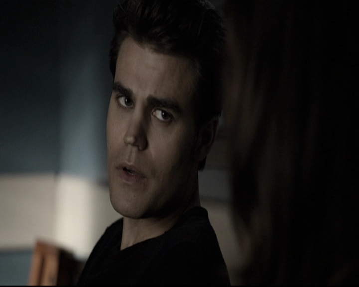 VampireDiariesWorld-dot-nl_6x10ChristmasThroughYourEyes1383.jpg