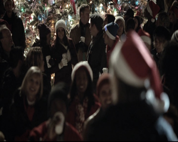 VampireDiariesWorld-dot-nl_6x10ChristmasThroughYourEyes1603.jpg