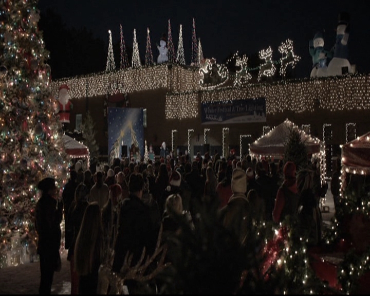 VampireDiariesWorld-dot-nl_6x10ChristmasThroughYourEyes1605.jpg