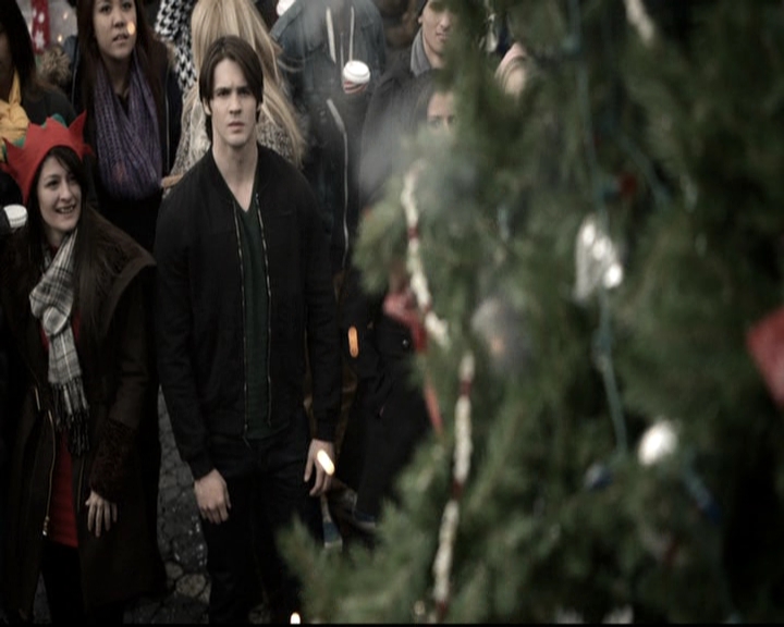 VampireDiariesWorld-dot-nl_6x10ChristmasThroughYourEyes1700.jpg