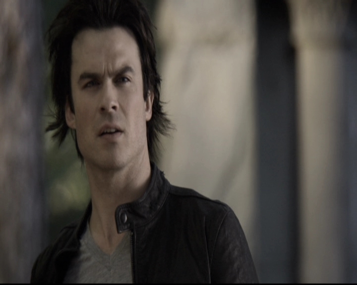 VampireDiariesWorld-dot-nl_6x10ChristmasThroughYourEyes1814.jpg