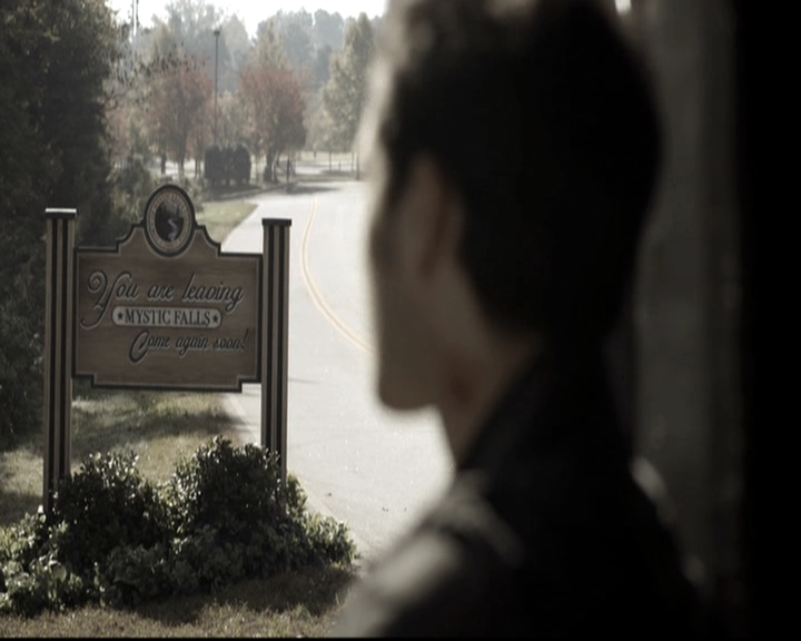 VampireDiariesWorld-dot-nl_6x10ChristmasThroughYourEyes1858.jpg