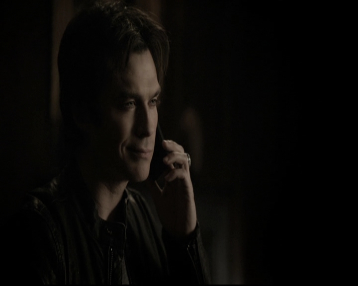 VampireDiariesWorld-dot-nl_6x10ChristmasThroughYourEyes1943.jpg