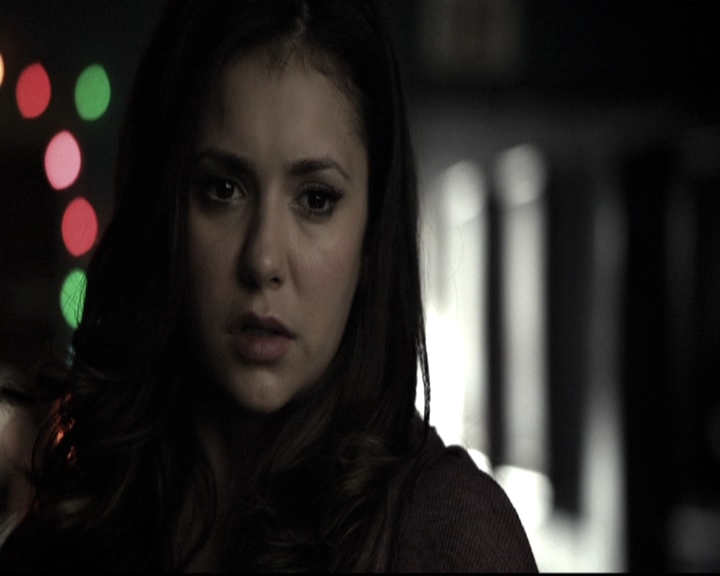 VampireDiariesWorld-dot-nl_6x10ChristmasThroughYourEyes2031.jpg