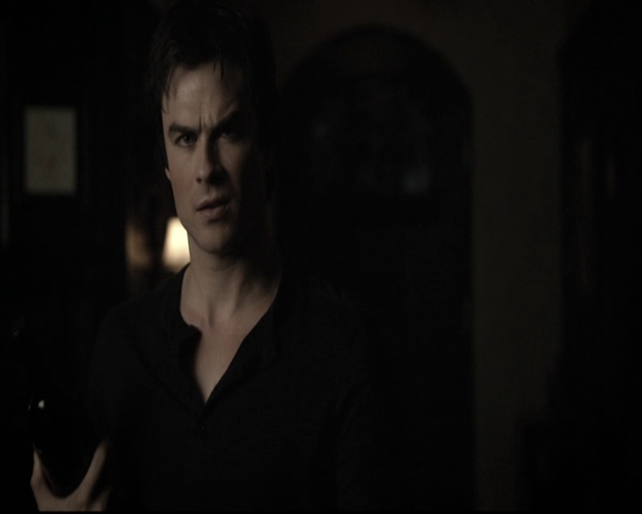 VampireDiariesWorld-dot-nl_6x10ChristmasThroughYourEyes2097.jpg