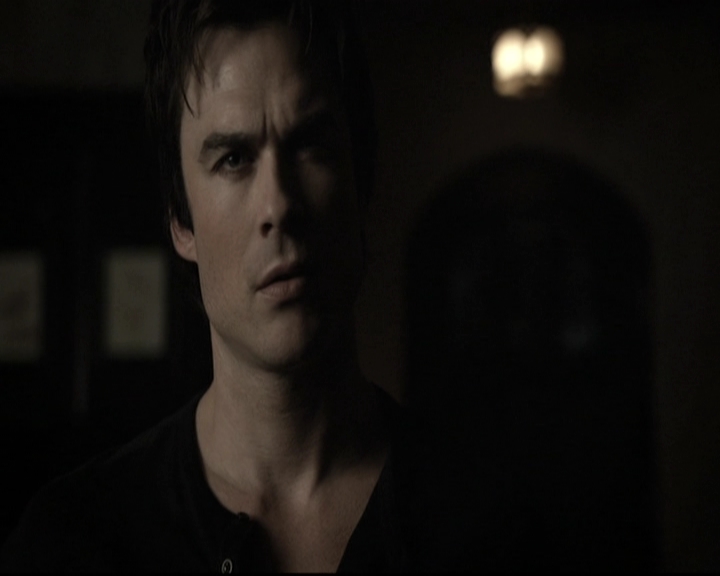 VampireDiariesWorld-dot-nl_6x10ChristmasThroughYourEyes2099.jpg