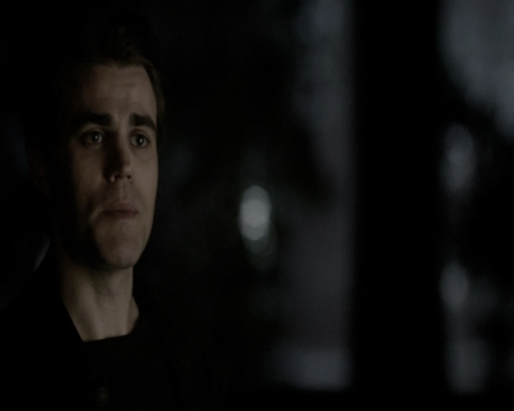 VampireDiariesWorld-dot-nl_6x10ChristmasThroughYourEyes2117.jpg