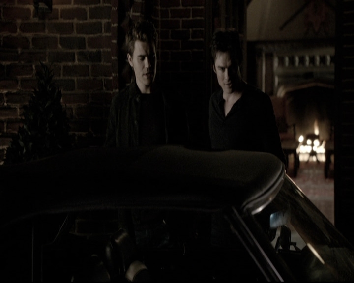 VampireDiariesWorld-dot-nl_6x10ChristmasThroughYourEyes2120.jpg