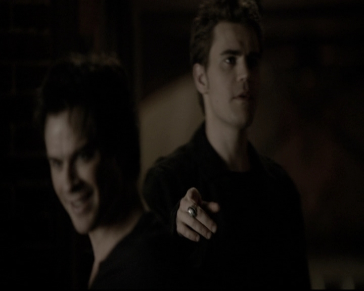 VampireDiariesWorld-dot-nl_6x10ChristmasThroughYourEyes2131.jpg