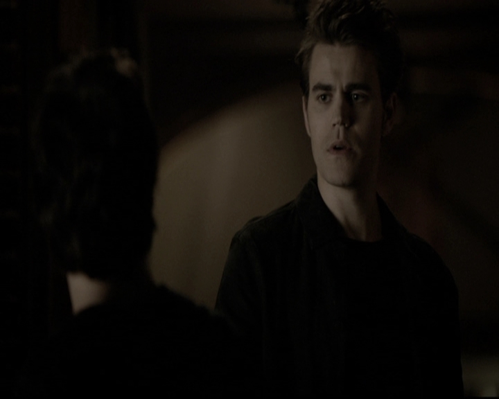 VampireDiariesWorld-dot-nl_6x10ChristmasThroughYourEyes2134.jpg