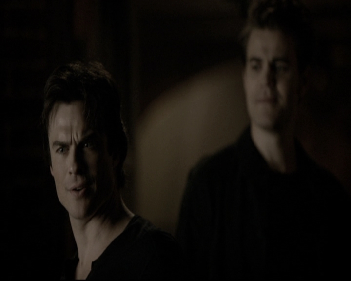 VampireDiariesWorld-dot-nl_6x10ChristmasThroughYourEyes2138.jpg