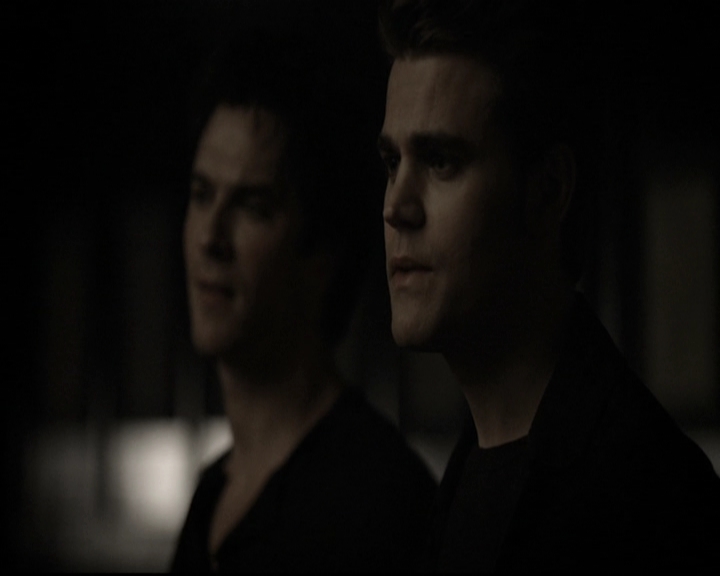 VampireDiariesWorld-dot-nl_6x10ChristmasThroughYourEyes2159.jpg