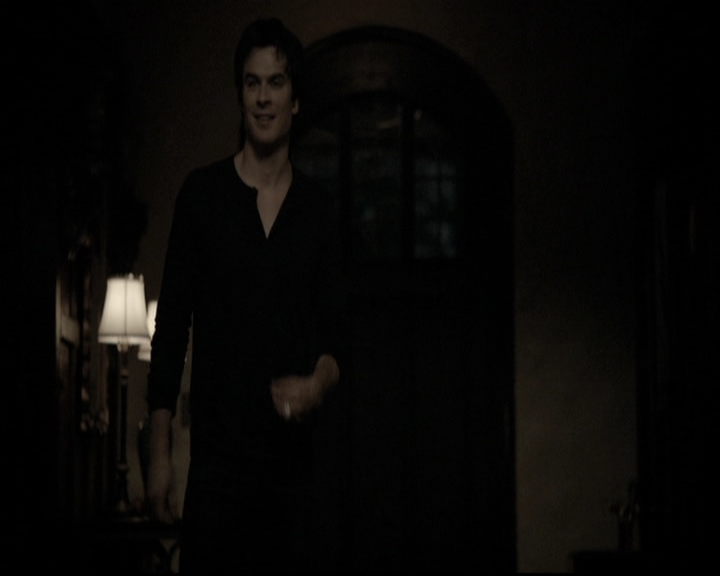 VampireDiariesWorld-dot-nl_6x10ChristmasThroughYourEyes2165.jpg