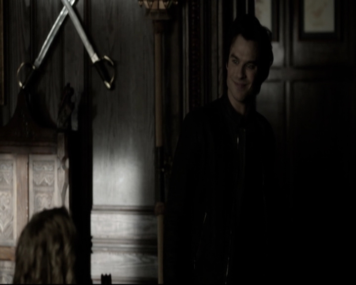 VampireDiariesWorld-dot-nl_6x11WokeUpWithAMonster-deletedscenes0028.jpg