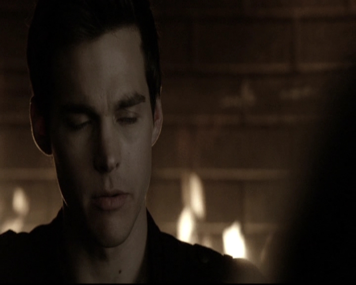 VampireDiariesWorld-dot-nl_6x11WokeUpWithAMonster0057.jpg