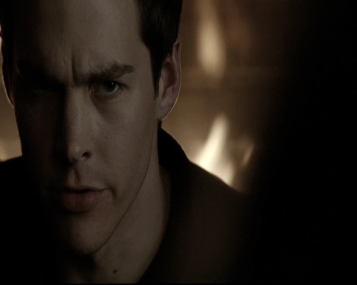 VampireDiariesWorld-dot-nl_6x11WokeUpWithAMonster0087.jpg