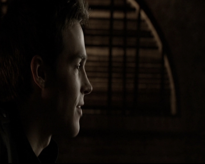 VampireDiariesWorld-dot-nl_6x11WokeUpWithAMonster0113.jpg