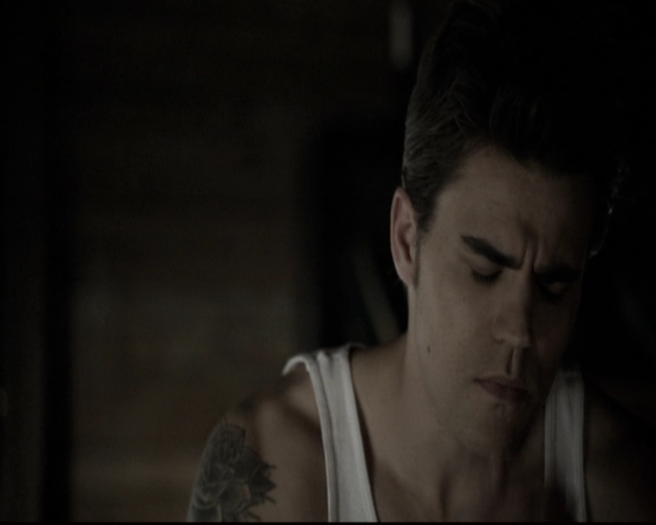 VampireDiariesWorld-dot-nl_6x11WokeUpWithAMonster0156.jpg