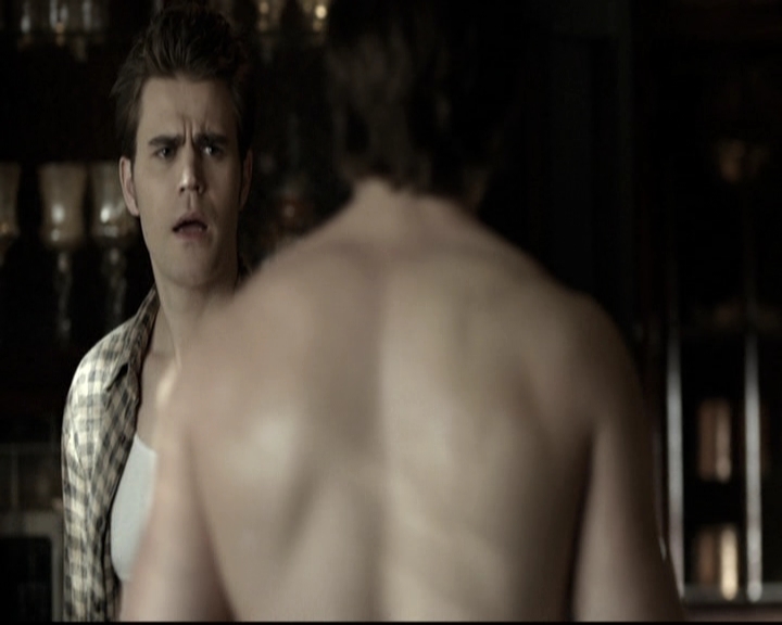 VampireDiariesWorld-dot-nl_6x11WokeUpWithAMonster0178.jpg