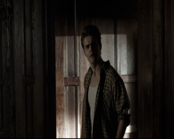 VampireDiariesWorld-dot-nl_6x11WokeUpWithAMonster0195.jpg