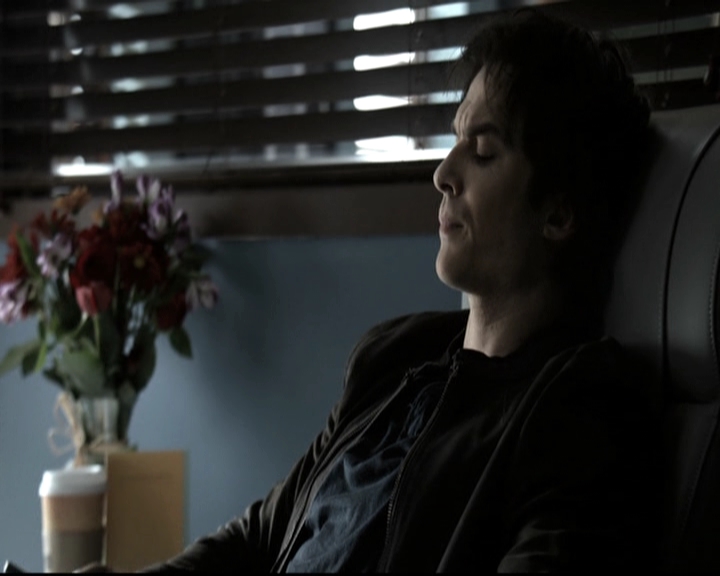 VampireDiariesWorld-dot-nl_6x11WokeUpWithAMonster0260.jpg