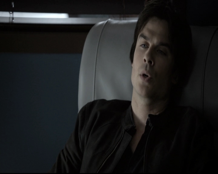 VampireDiariesWorld-dot-nl_6x11WokeUpWithAMonster0275.jpg