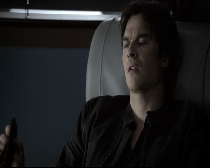 VampireDiariesWorld-dot-nl_6x11WokeUpWithAMonster0288.jpg