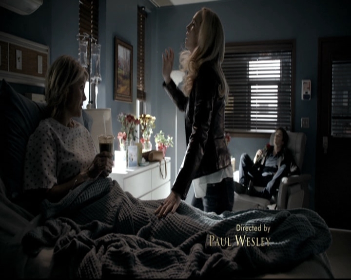 VampireDiariesWorld-dot-nl_6x11WokeUpWithAMonster0318.jpg