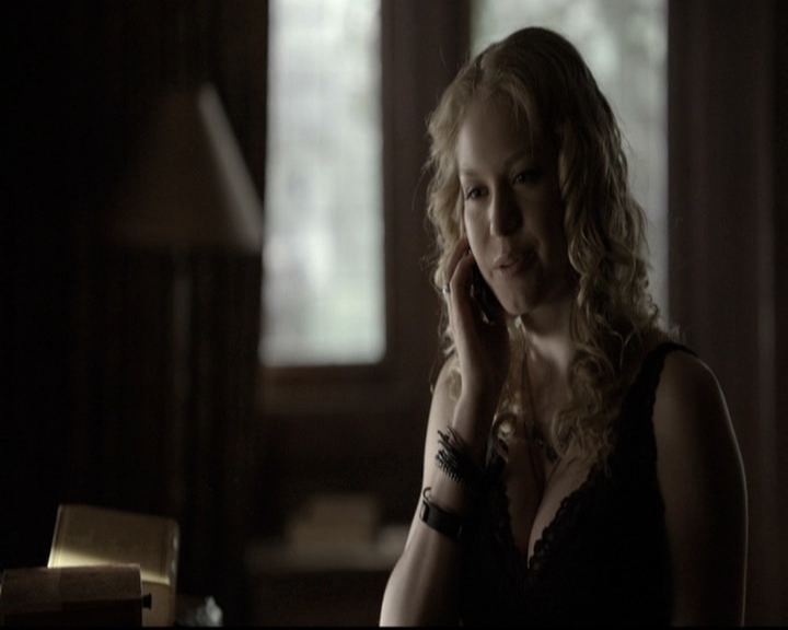 VampireDiariesWorld-dot-nl_6x11WokeUpWithAMonster0381.jpg