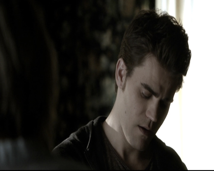 VampireDiariesWorld-dot-nl_6x11WokeUpWithAMonster0451.jpg